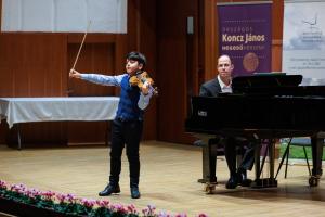 20251130_koncz_hegeduverseny_zaro_koncert_ (48)