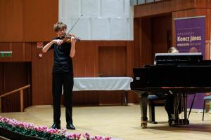 20251130_koncz_hegeduverseny_zaro_koncert_ (72)